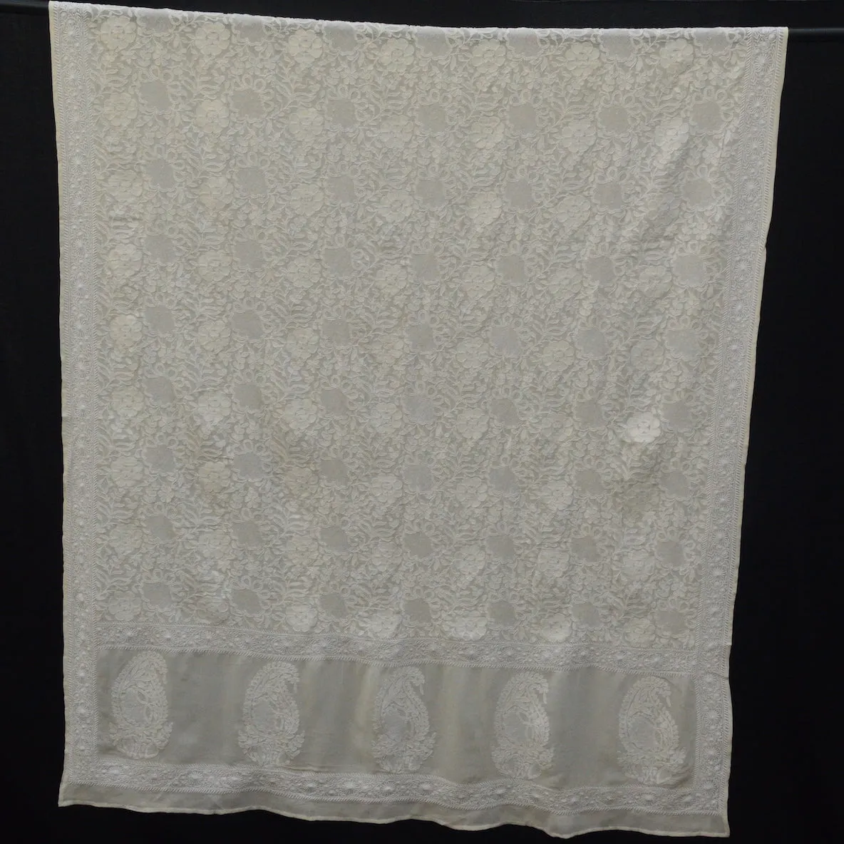 India, Bhairvis Chikan / Mamta Varma, White Dupatta Shawl