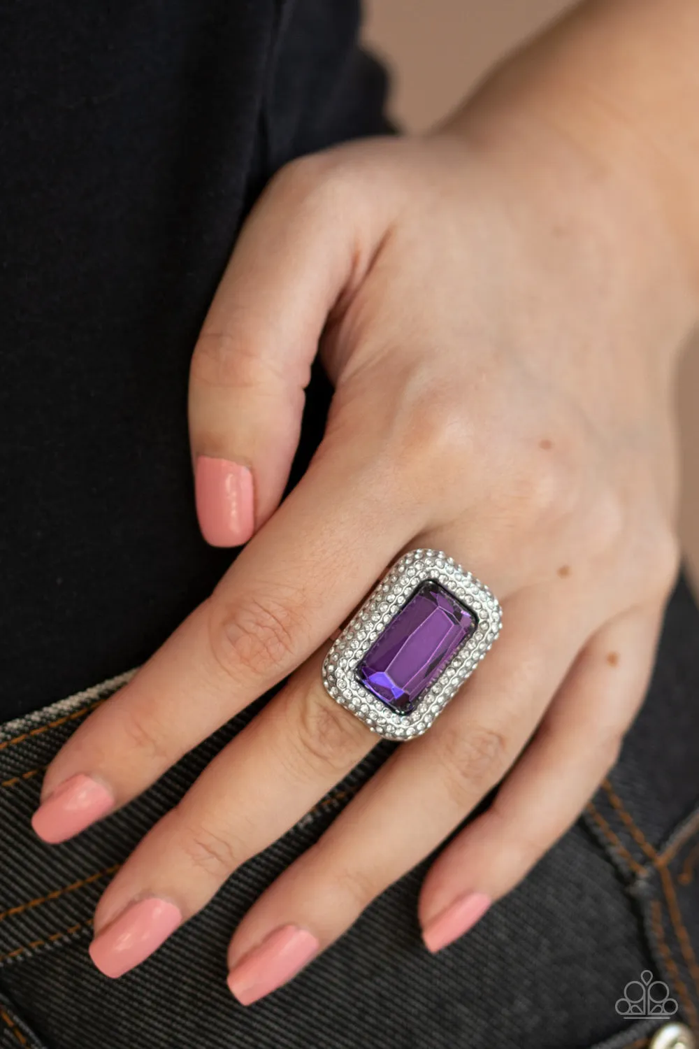 Paparazzi A Grand STATEMENT-MAKER Ring Purple