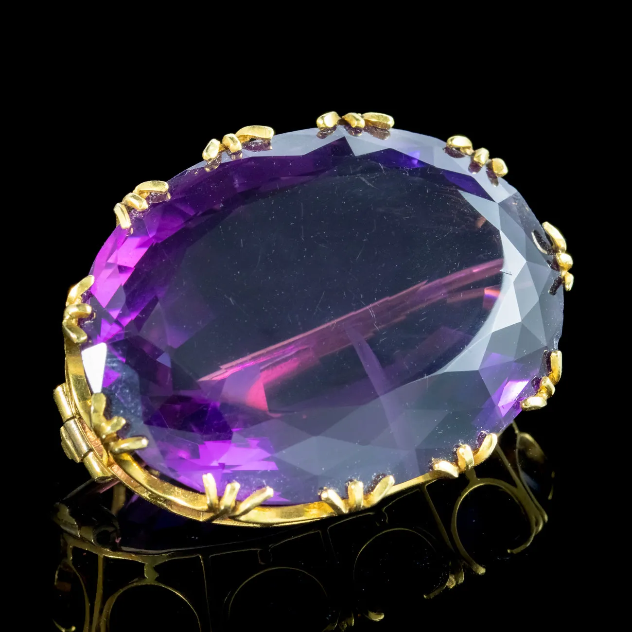 Vintage Amethyst Brooch 18ct Gold 25ct Amethyst